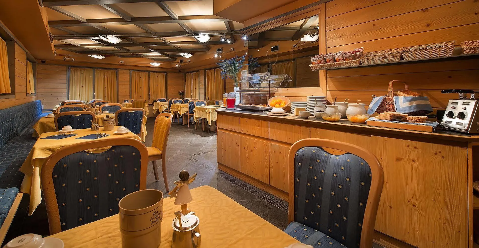 Hotel Marzia Livigno 4*,